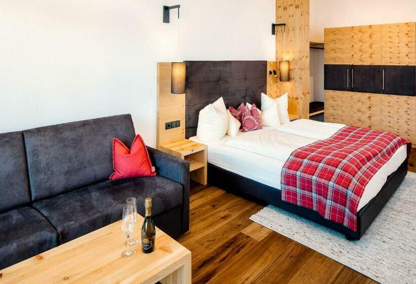 Номер Deluxe, Sedona Lodge