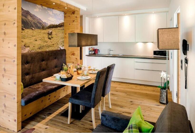 Апартаменты 1 Спальня, Sedona Lodge