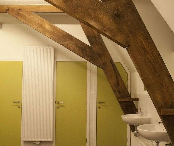 Кровать в Общей Комнате, Hostel Uppelink