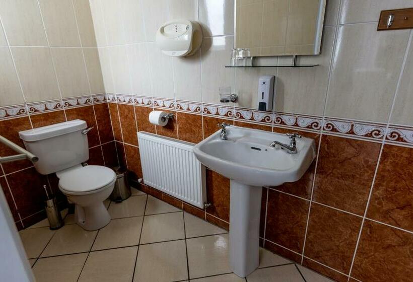 Семейный Номер, Glasha Meadows B&b