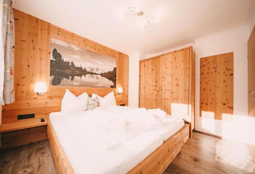 آپارتمان 1 خوابه با چشمانداز باغ, Posers Bergwelt B&b