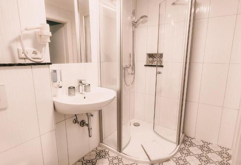 اتاق عادی, Posers Bergwelt B&b