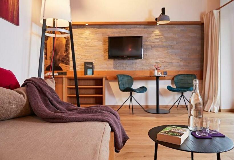 Люкс, Bio Hotel Oswalda Hus