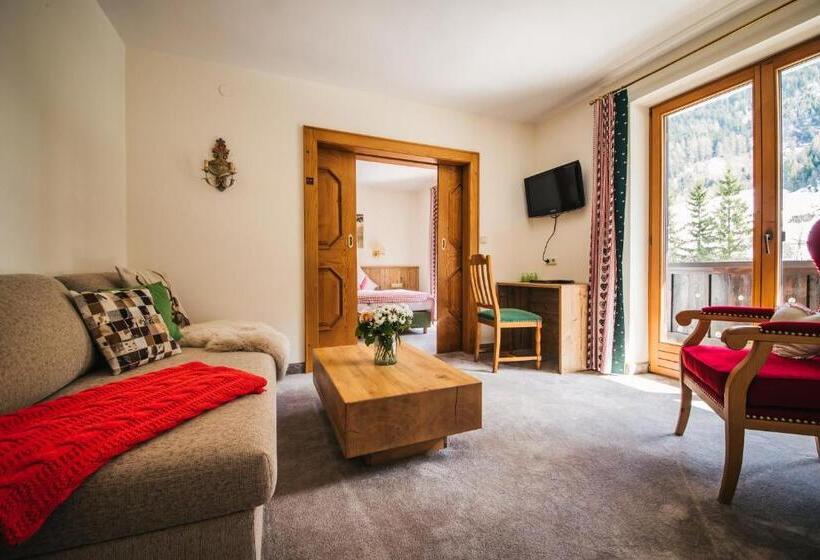 سوییت, Dr Otto Murr B&b