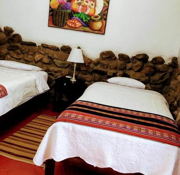 Quarto Quádruplo Estandar, Kori Gems Inn