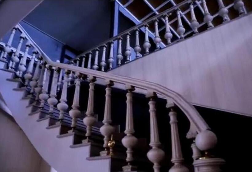 스탠다드 발코니 룸, Royal Boutique Hotel On Kievyan