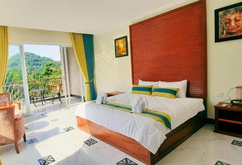 غرفة قياسية مزوَّدة بشُرفة, Summer Resort