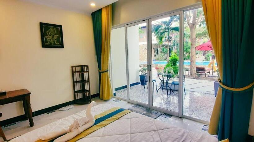 غرفة قياسية مزوَّدة بتراس, Summer Resort