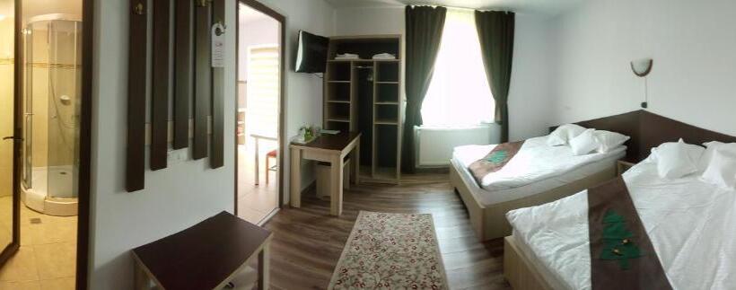 استودیو خانوادگی, Casa Bradul Voronet
