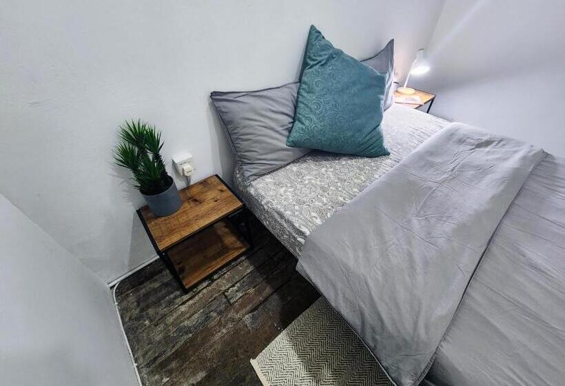 غرفة ديلوكس, Upspot Kuching Waterfront Premium Hostel
