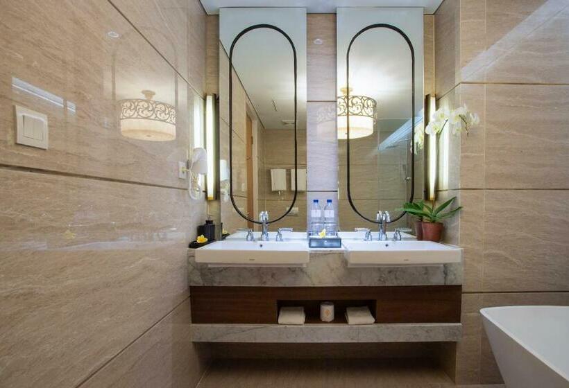 Люкс, Aruna Senggigi Resort & Convention