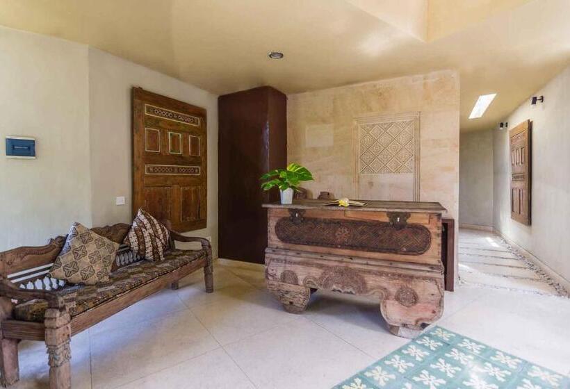 Villa 2 Quartos, Visakha Sanur By Puri Signatures