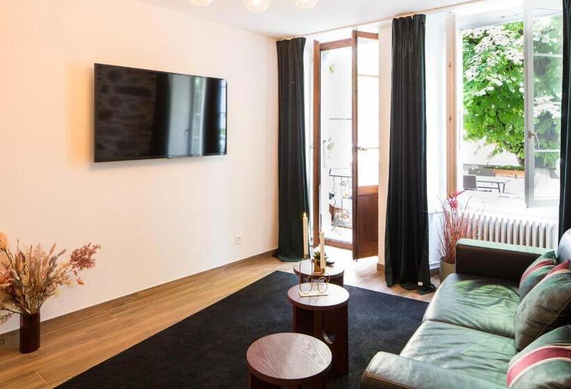 Люкс, Marché 28 Guesthouse