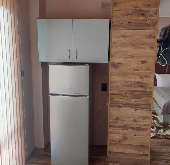 デラックススイート, Family Hotel Gotse Delchev