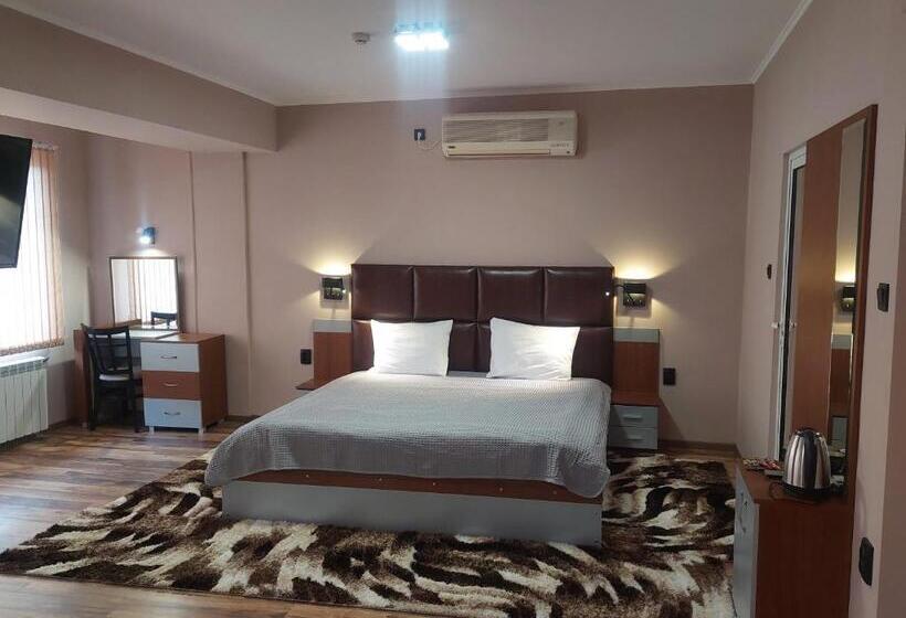 Люкс Повышенной Комфортности, Family Hotel Gotse Delchev