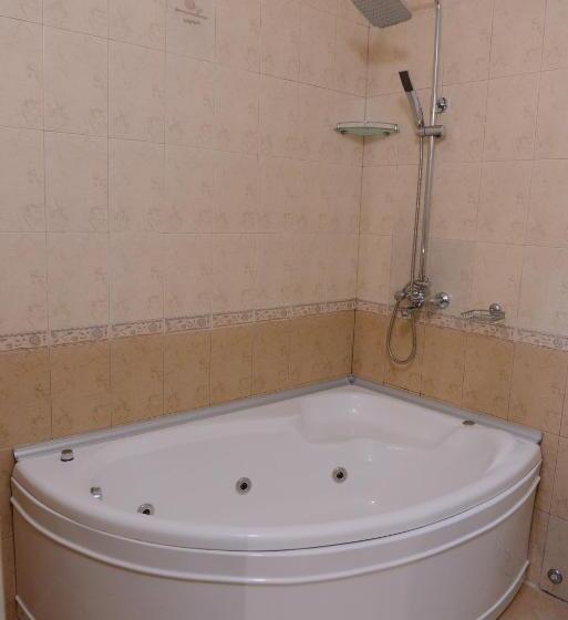 Апартаменты Deluxe 1 Спальня, Family Hotel Gotse Delchev