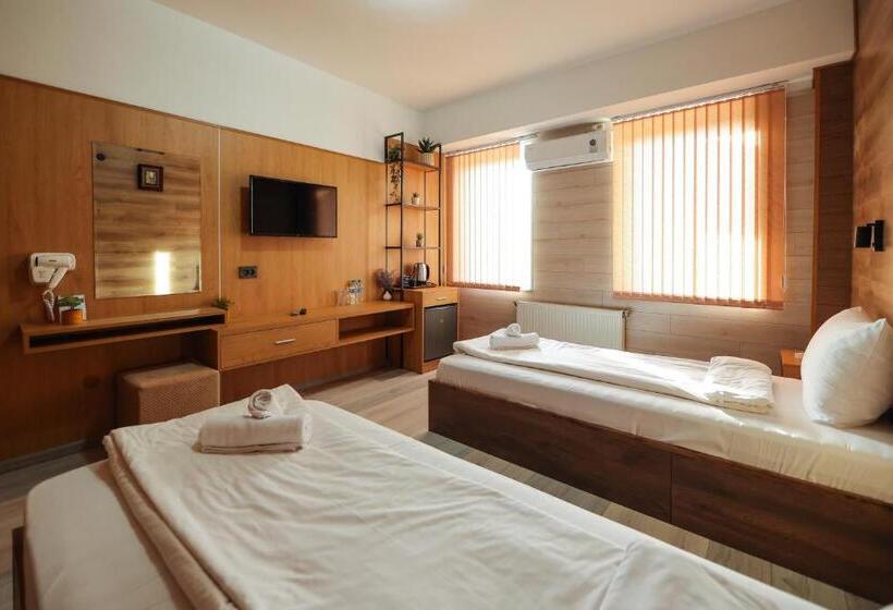 シングルデラックスルーム, Family Hotel Gotse Delchev