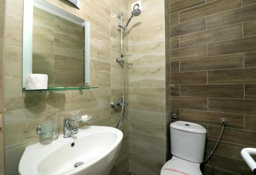 Quarto Estandar, Family Hotel Jupiter