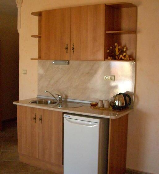 Студио Стандарт с Балконом, Family Hotel Tropicana