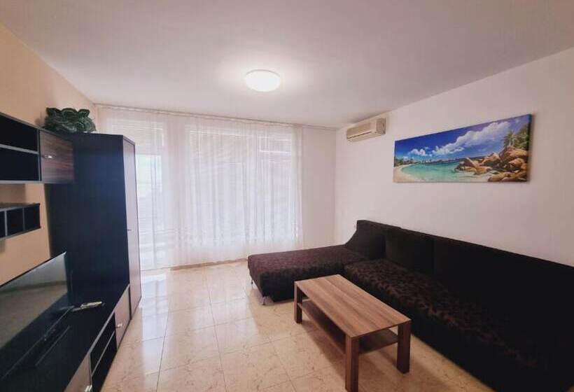 带2个卧室的公寓, Breeze Apart Complex