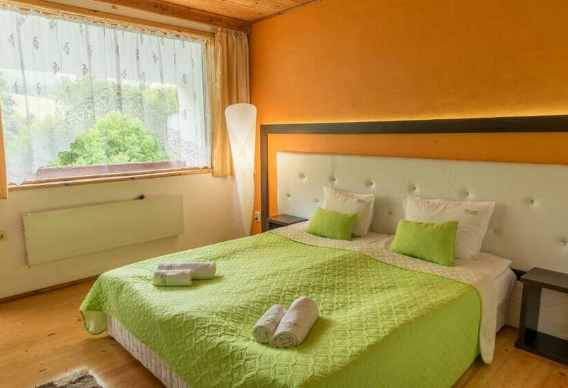 Quarto standard, Paradise Place