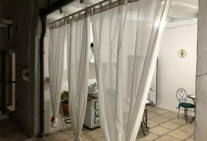 Quarto Estandar, Casa Camilla