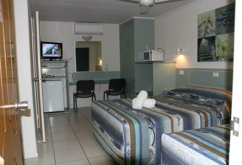 패밀리 룸, Emerald Highlands Motel