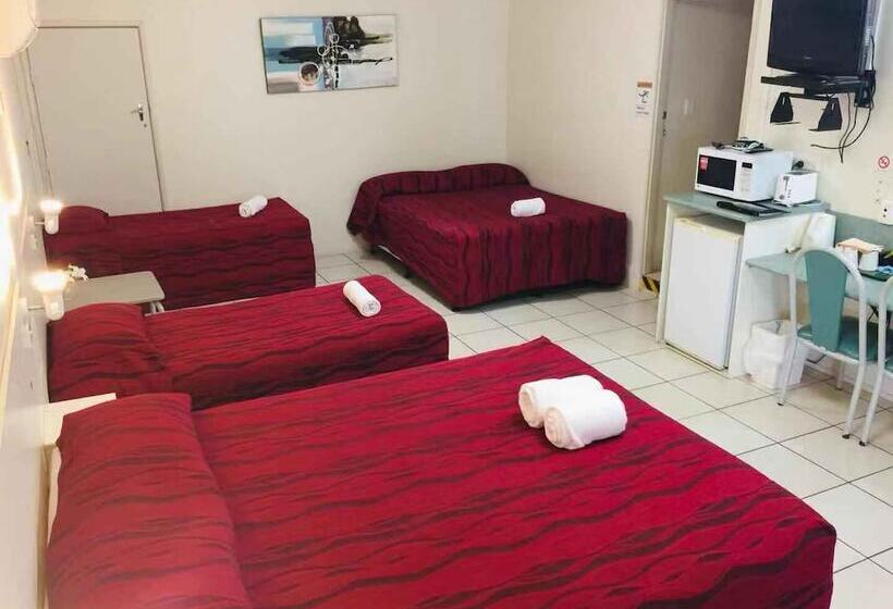 패밀리 룸, Emerald Highlands Motel