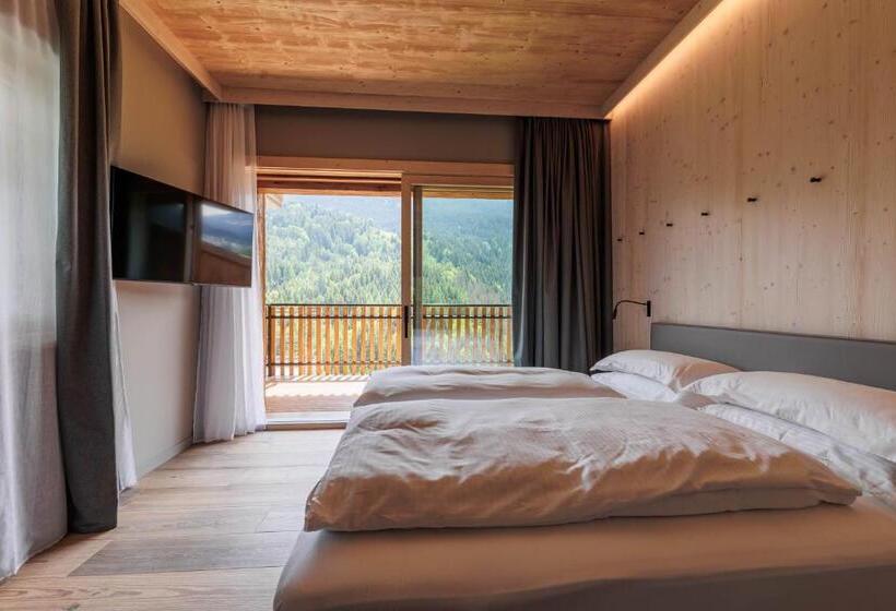 Трехместный Номер Deluxe, Miravalle