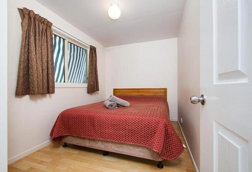 Хижина, Wintersun Gardens Motel
