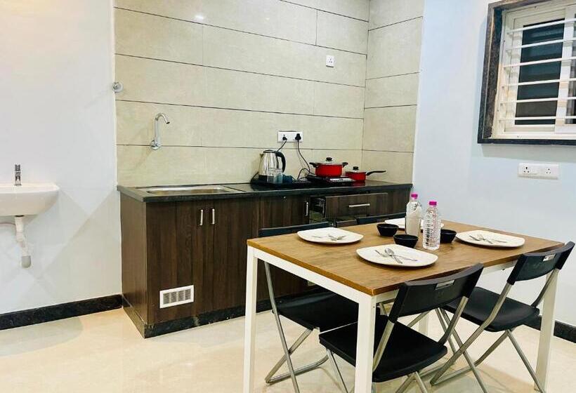 חדר משפחתי, Deccan Suites, Tirupati