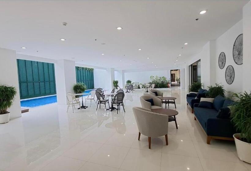 استودیو استاندارد با بالکن, Primo Condo Studio Type   One Pontefino Tower