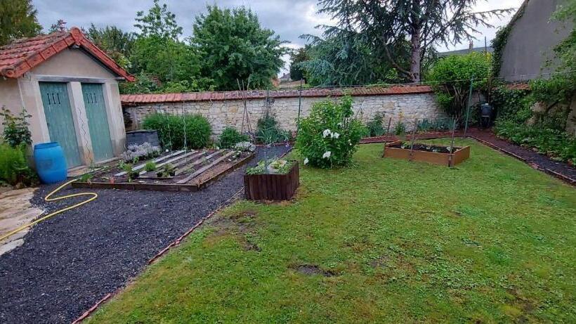 Номер Стандарт, Chambre Agréable Au Fond Du Jardin