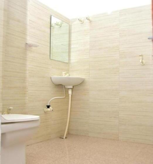 Номер Deluxe, K P Guest House
