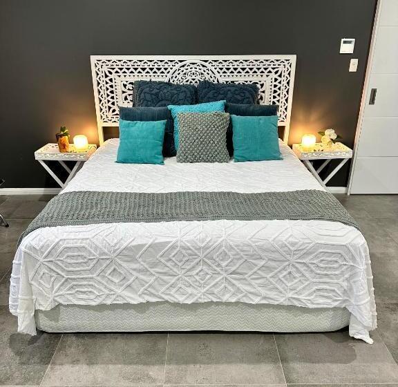 Номер Superior с Террасой, Large Studio In The Heart Of Hope Island & Sanctuary Cove