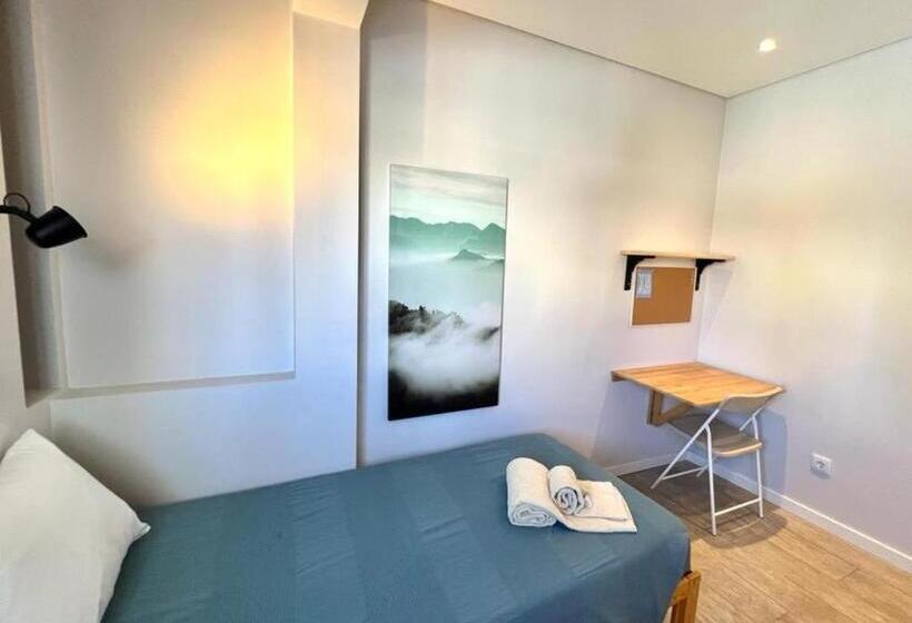 اتاق استاندارد یک نفره, Campus 121   Rooms