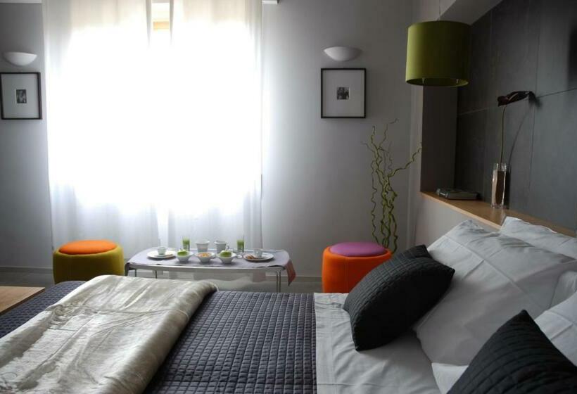 スタンダードトリプルルーム, B&b Habita