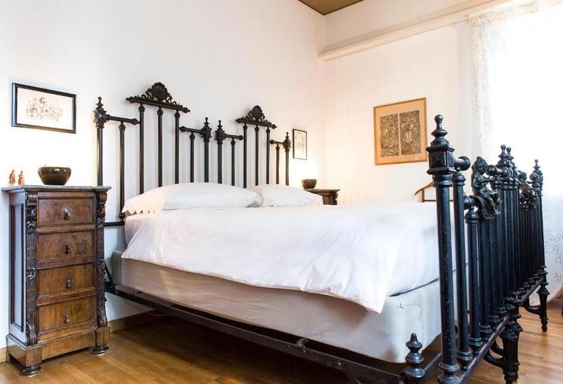 غرفة قياسية مع حمام خارجي, B&b Villa Fortezza