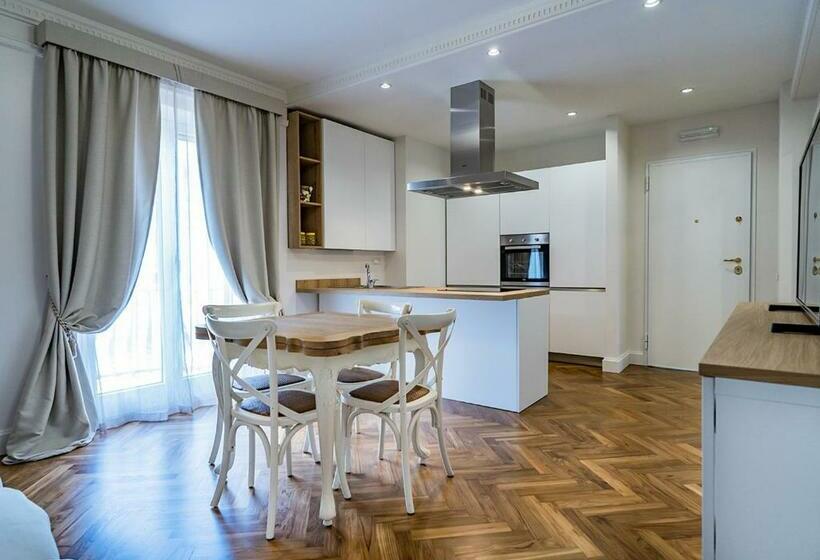 Апартаменты 1 Спальня, Villa Laura