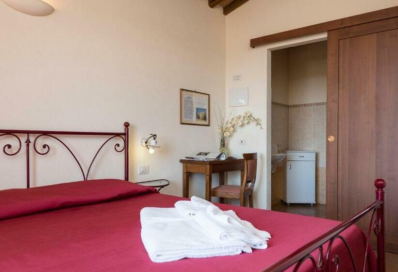 Номер Стандарт, Bed & Breakfast Suvereto