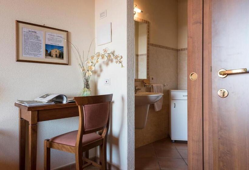 Номер Стандарт, Bed & Breakfast Suvereto