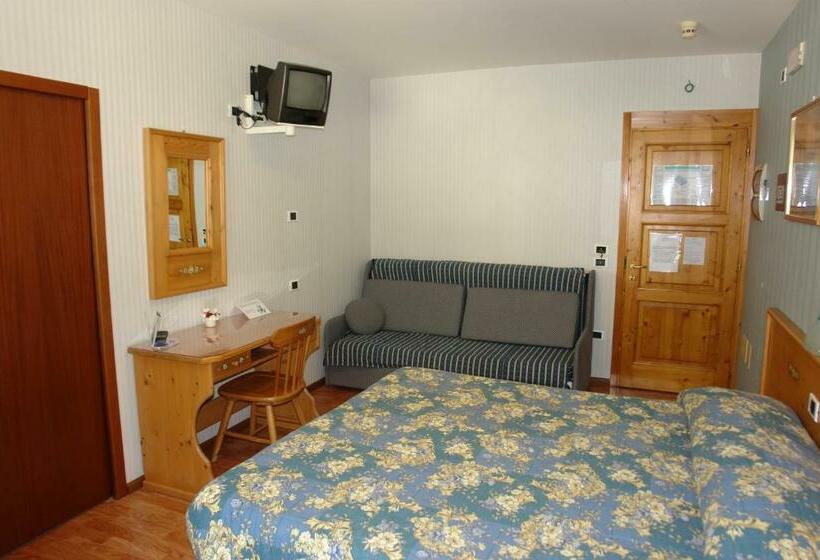 Номер Стандарт, Club Funivia