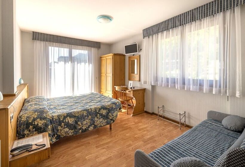 Номер Стандарт Трехместный, Club Funivia