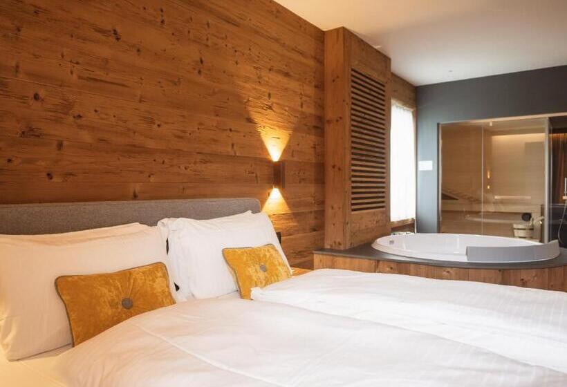 Люкс с гидромассажем, Fiori Dolomites Experience