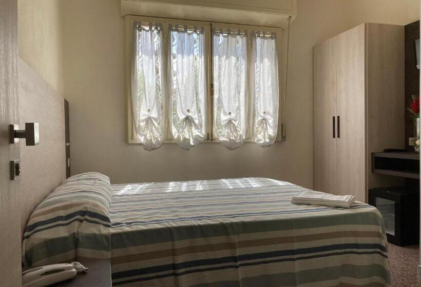 Четырехместный Номер Стандарт, Verdesolemare