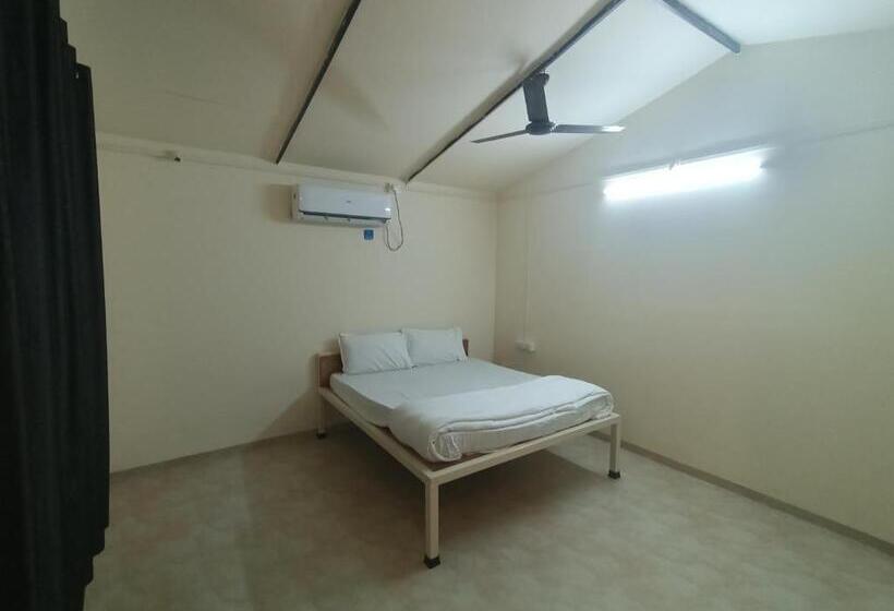 Номер Стандарт, Baadal Pani Beach Resort Near Kelwa Beach