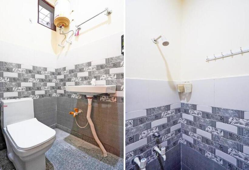 Трехместный Номер Классика, Oyo S S Guest House