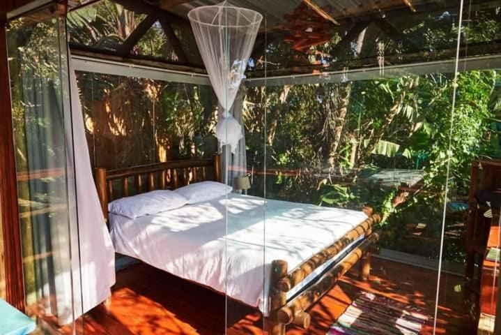 Standard room with outdoor bath, Mantis And Moon Surf Paradise & Adventure Lodge