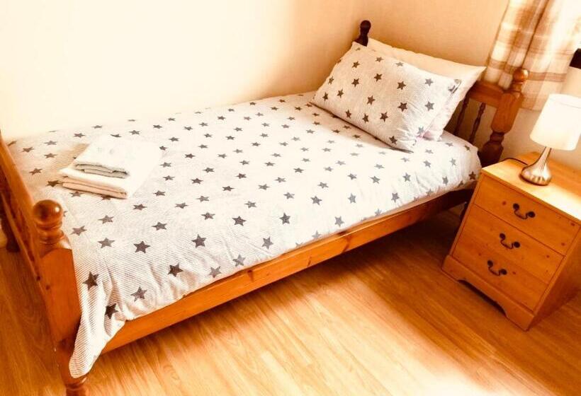 Номер Стандарт Индивидуальный, Inverthorn House