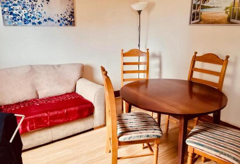 Номер Стандарт, Inverthorn House